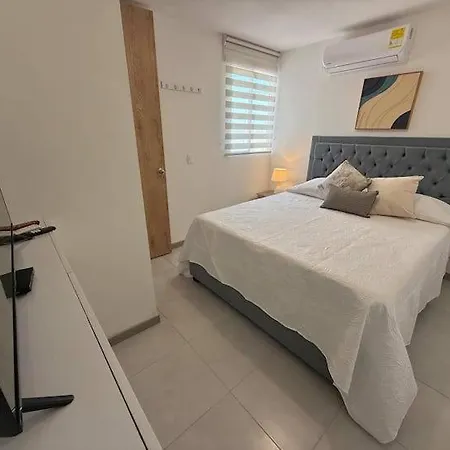 Apartamento Nuevo Y Elegante A Cuadras De La Playa